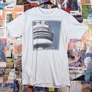 Riot Society The 6 Toronto CN Tower Kanye Bear Drake Graphic T Shirt Mens Medium